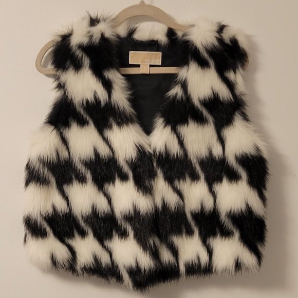 ❣️HP❣️Michael Kors adorable faux fur bl & wh vest jacket size: M ( NWOT ) - Picture 4 of 5